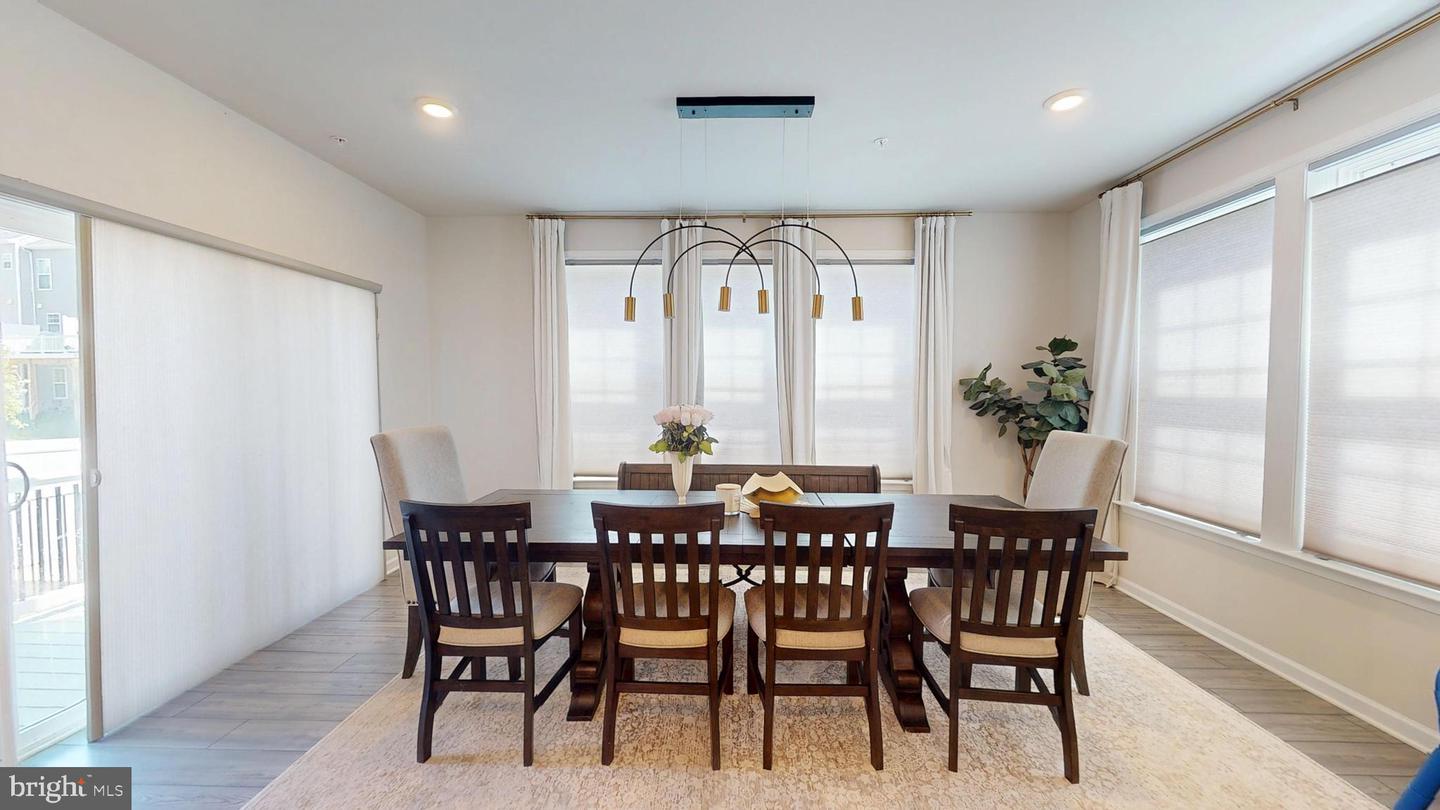 10909 Meridian Hill Way Property Photo 19