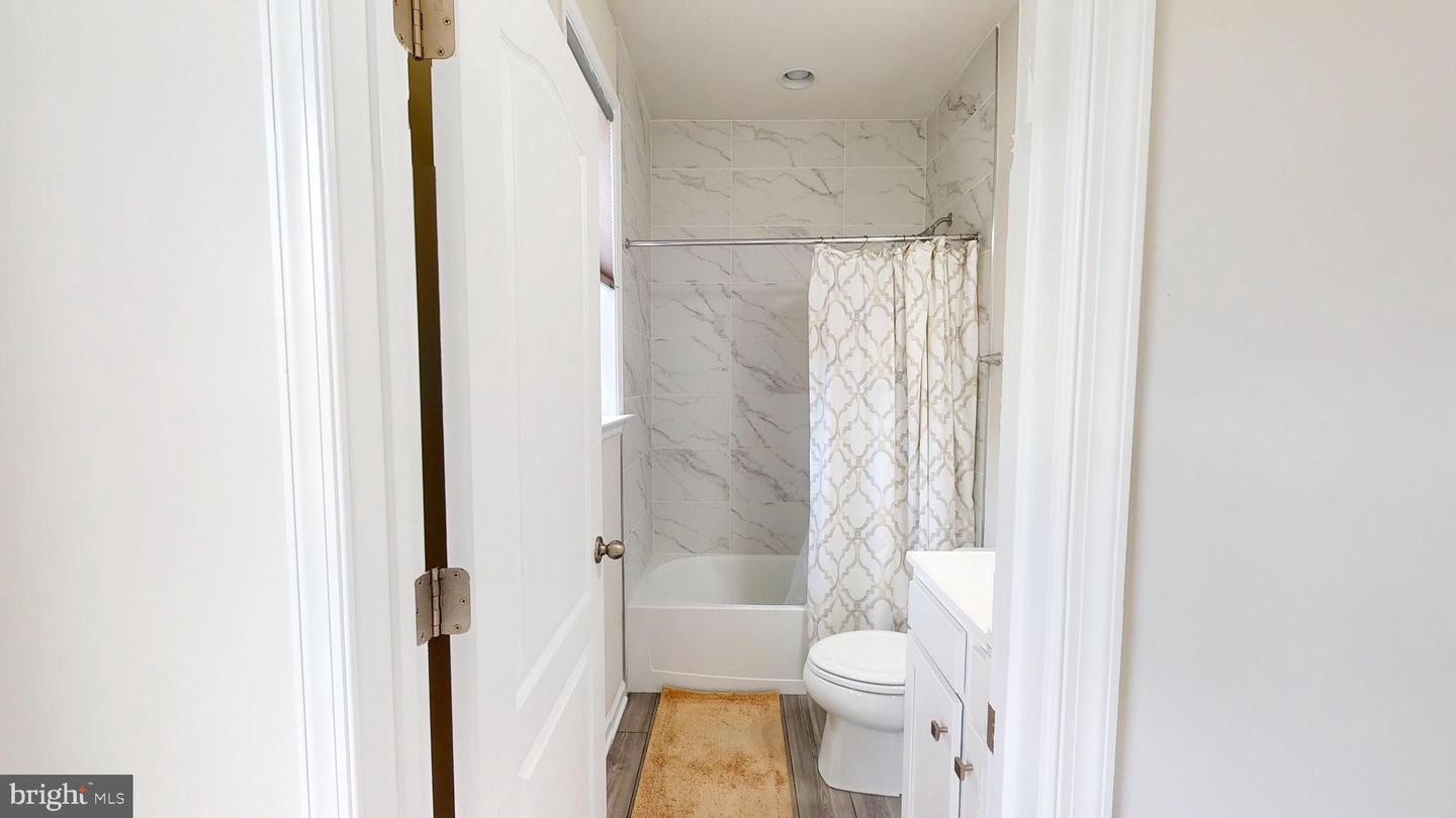 10909 Meridian Hill Way Property Photo 39