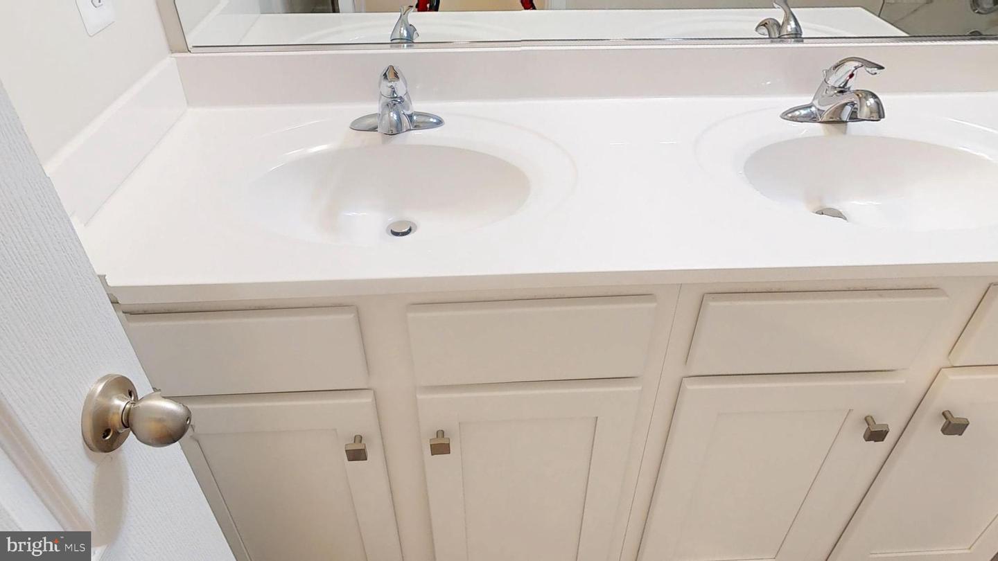 10909 Meridian Hill Way Property Photo 72