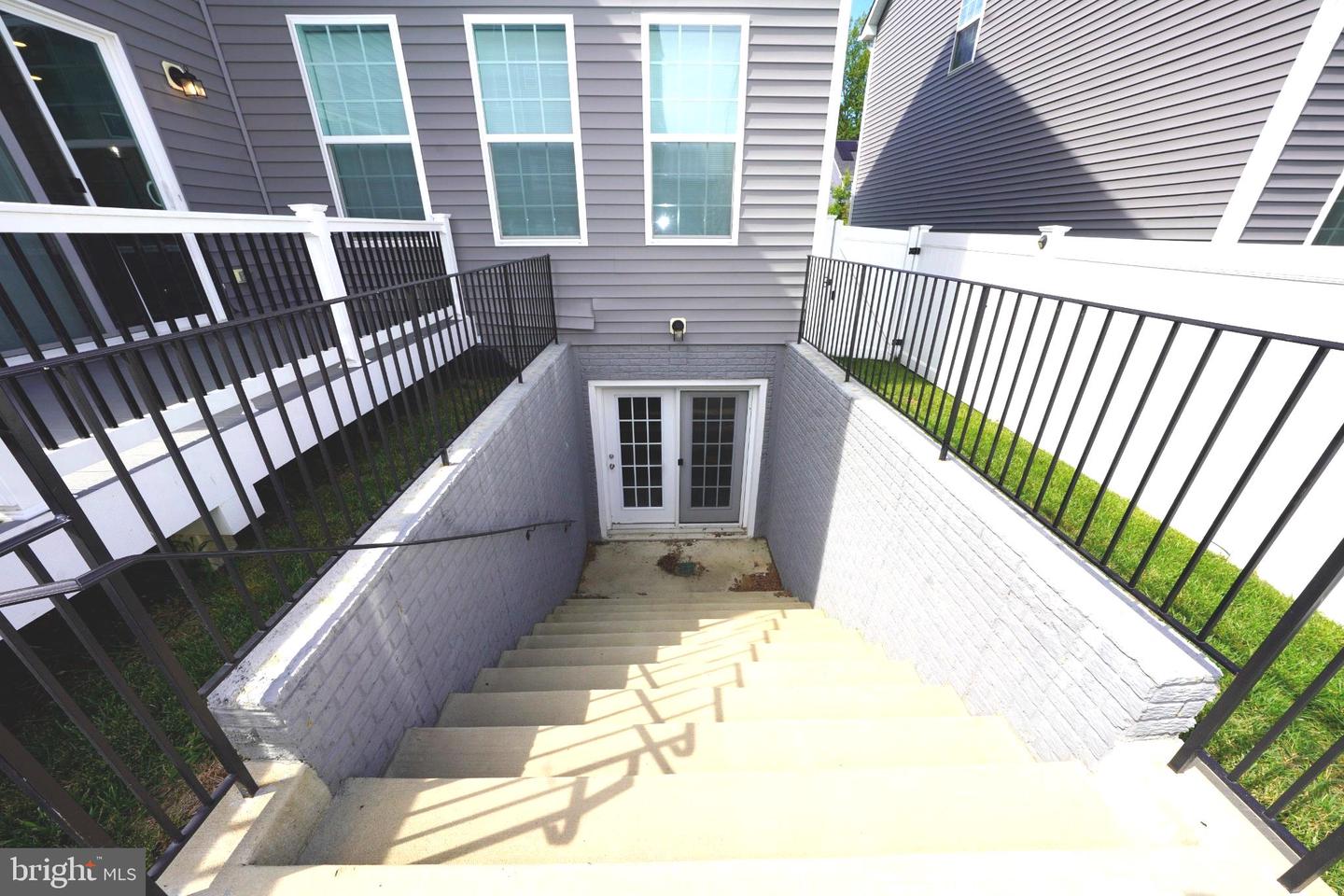 10909 Meridian Hill Way Property Photo 96