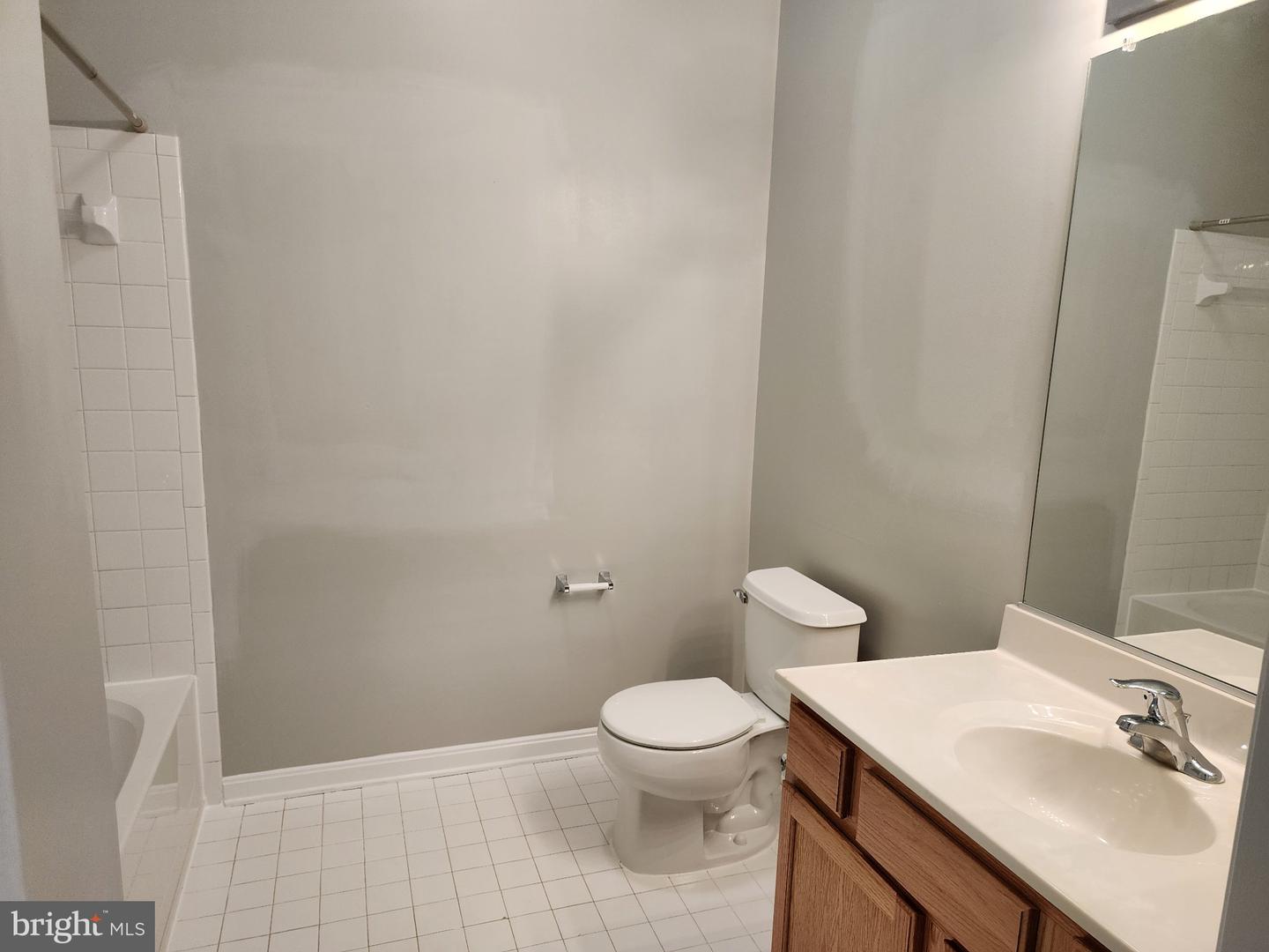 2805 Forest Run Dr #2-205 Property Photo 19