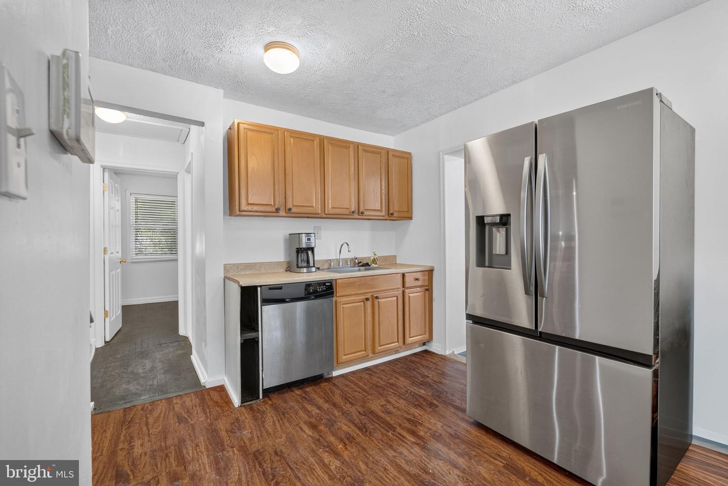 1305 Nome St Property Photo 2
