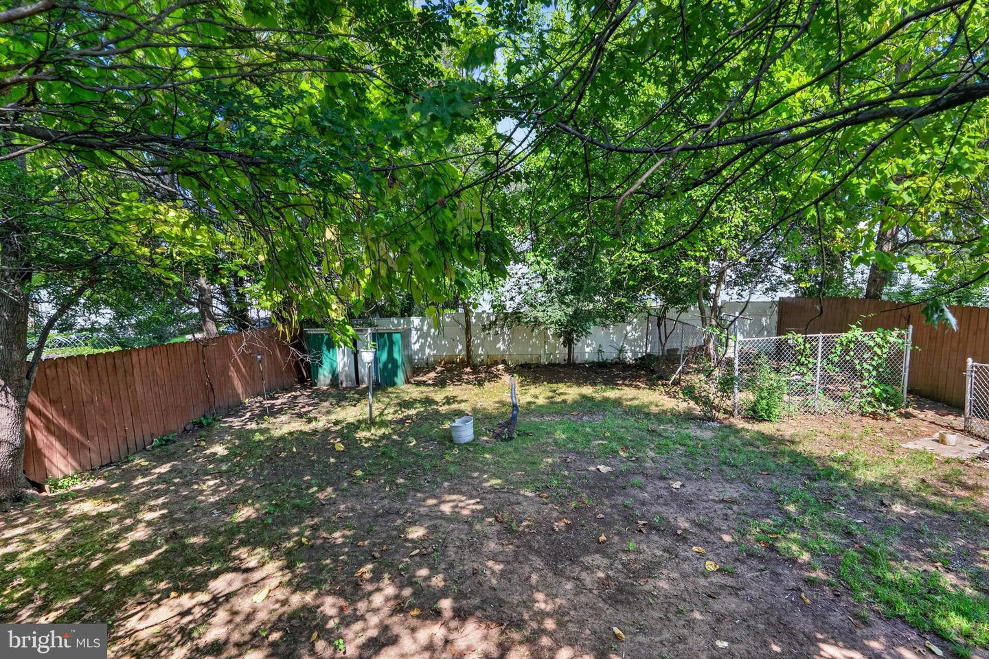 1305 Nome St Property Photo 6