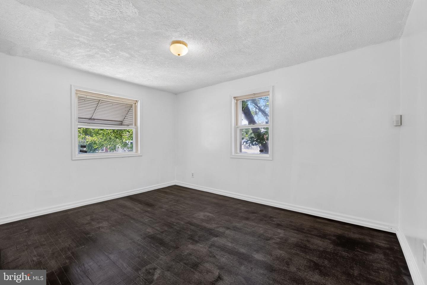 1305 Nome St Property Photo 7