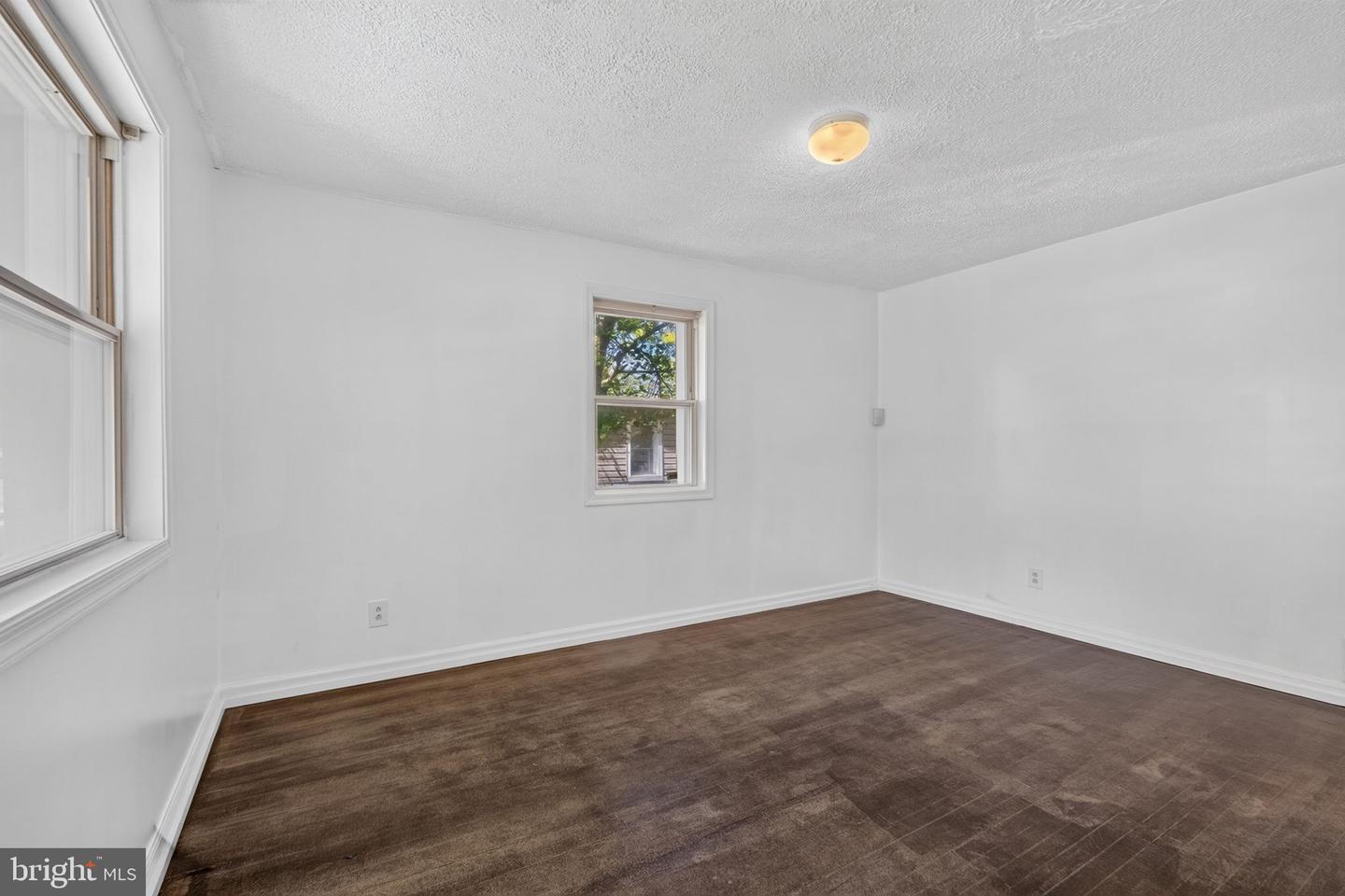 1305 Nome St Property Photo 8