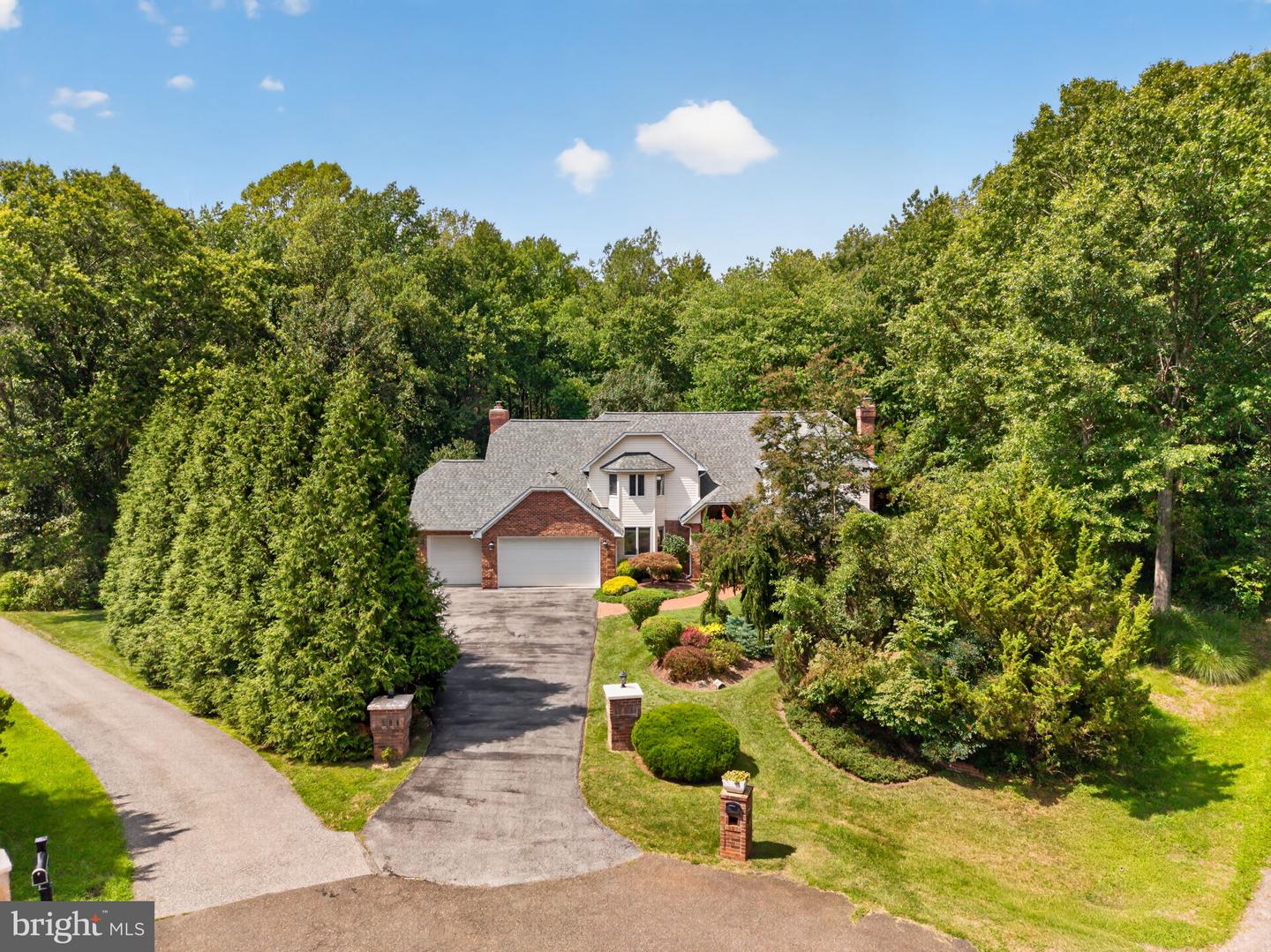 13901 Mount Oak Ct Property Photo 4
