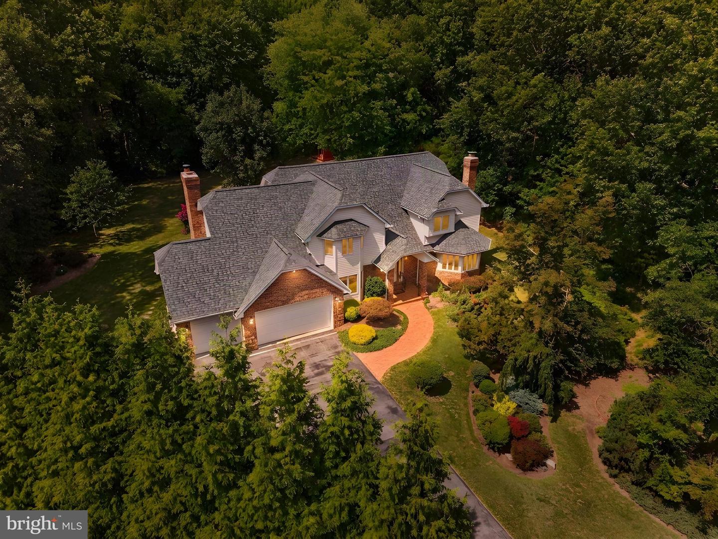 13901 Mount Oak Ct Property Photo 8