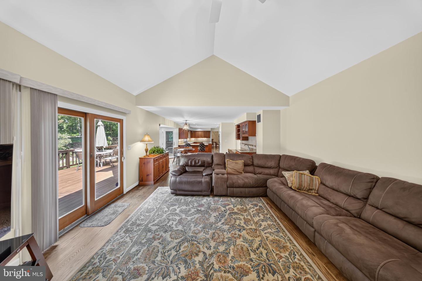 13901 Mount Oak Ct Property Photo 22