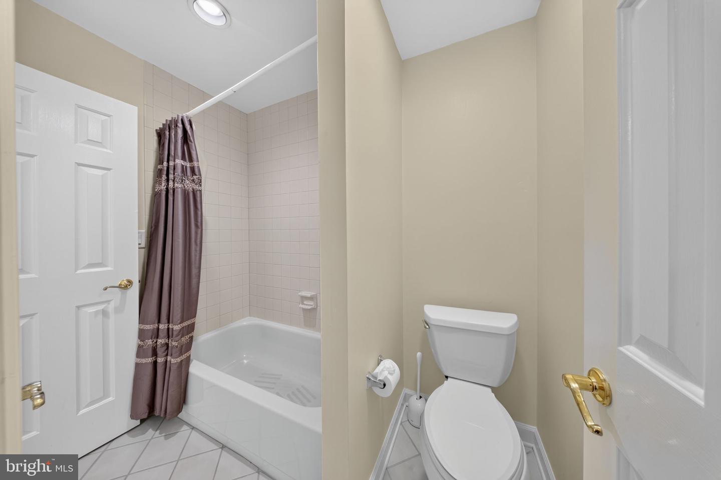 13901 Mount Oak Ct Property Photo 57