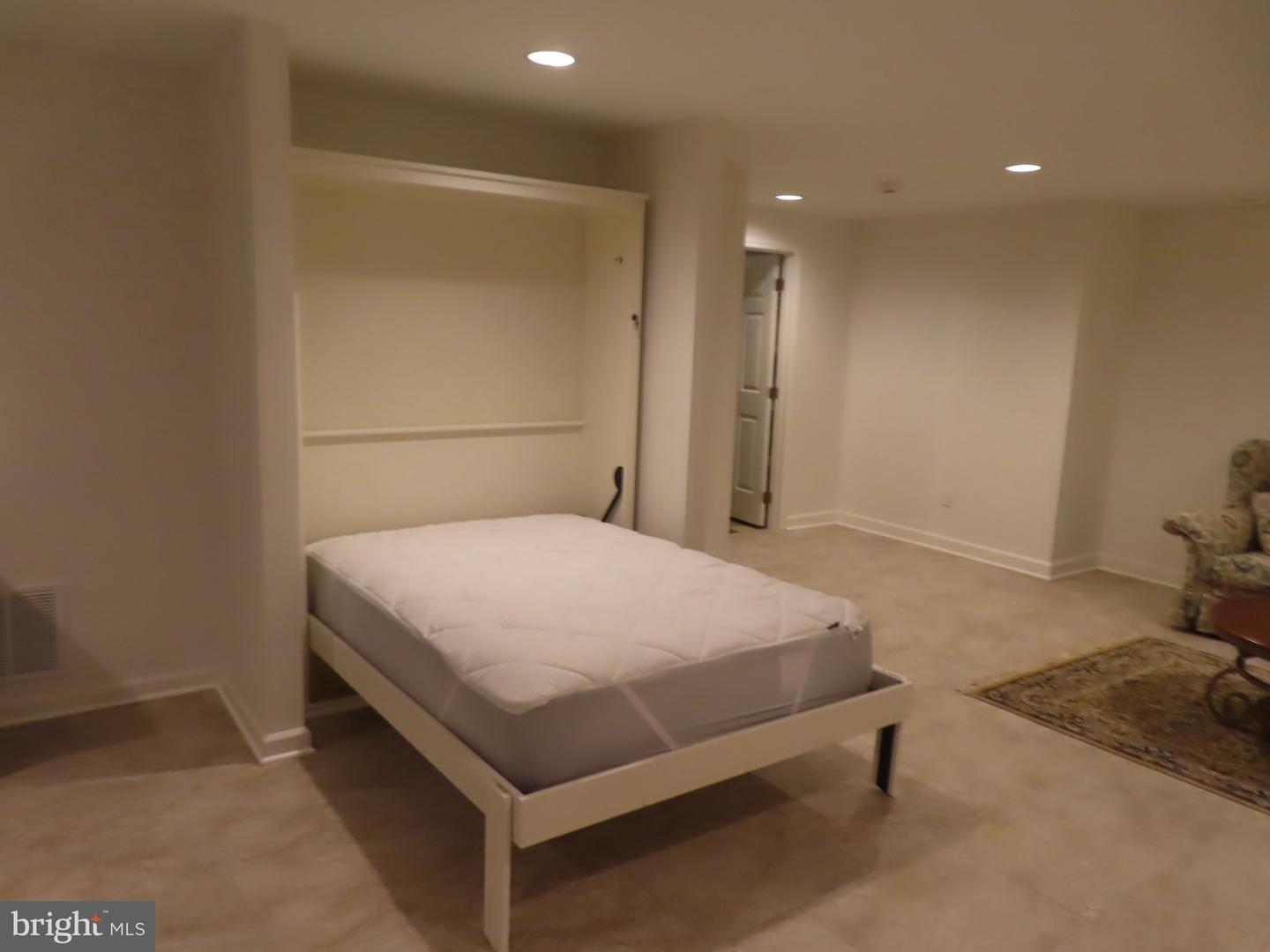 13901 Mount Oak Ct Property Photo 68