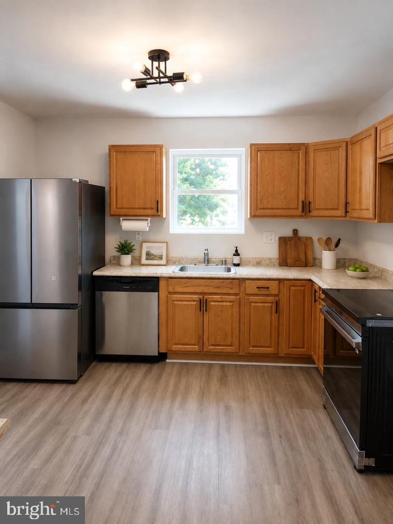 4881 Towne Park Rd Property Photo 4