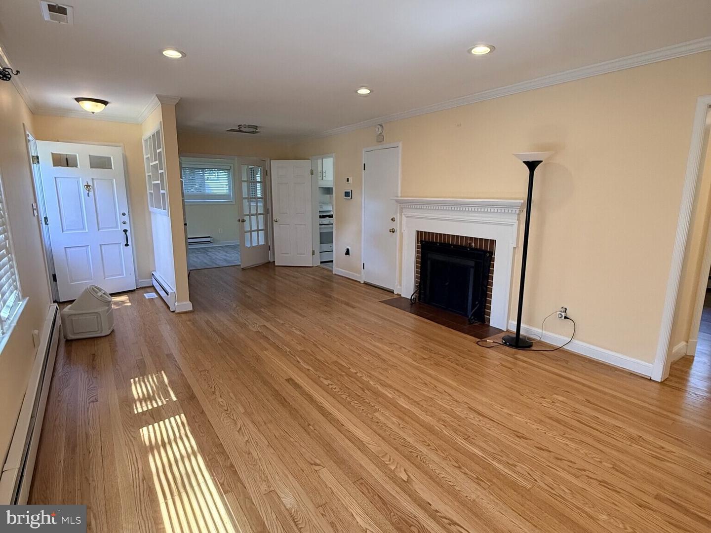11308 Cedar Ln Property Photo 7