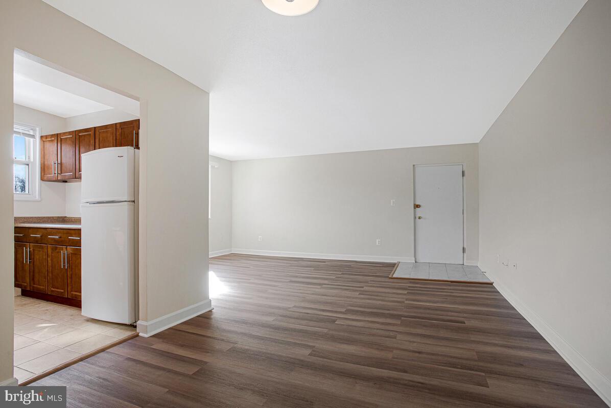 3823 Hamilton St #b-204 Property Photo 6