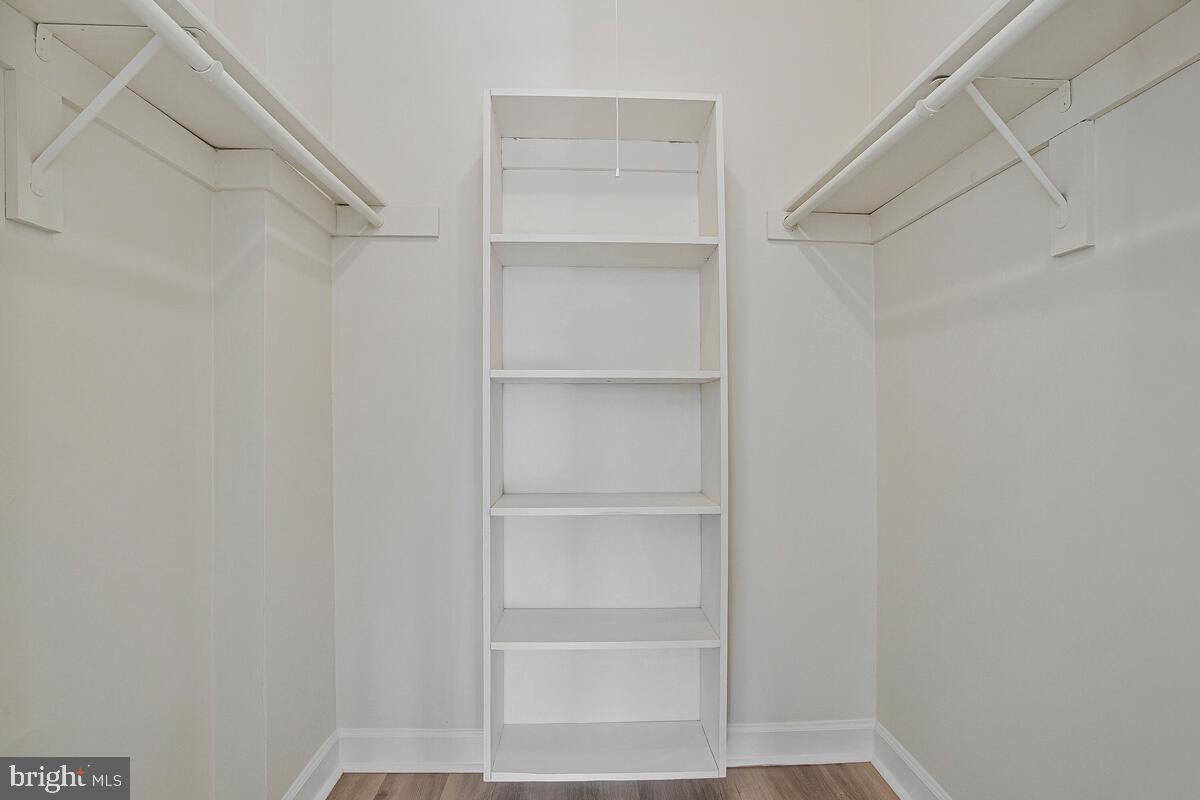 3823 Hamilton St #b-204 Property Photo 12