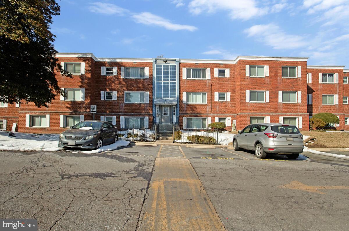 3823 Hamilton St #b-204 Property Photo 17