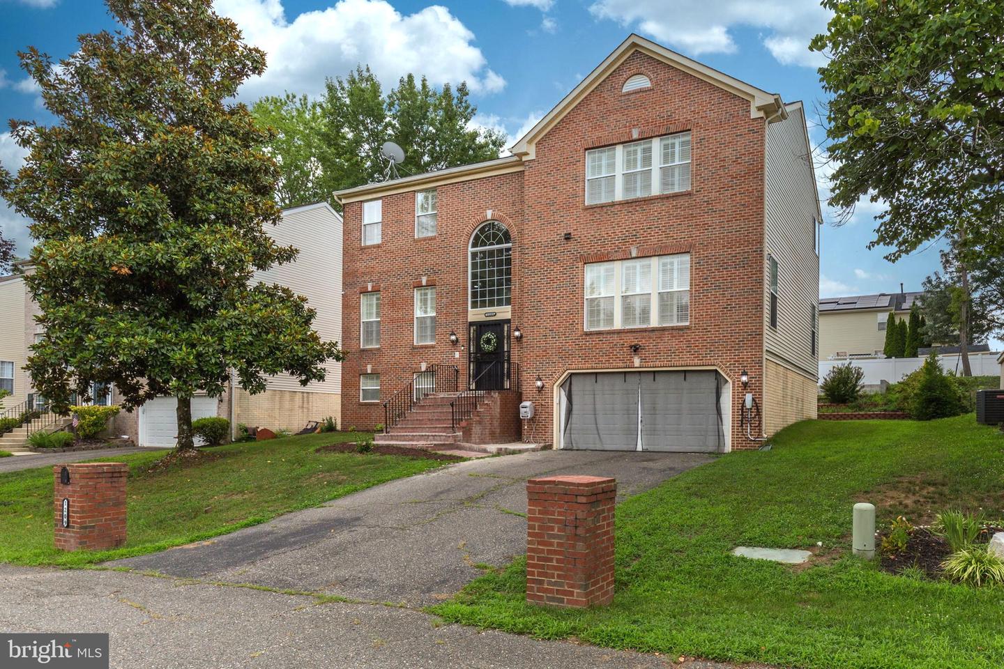 1209 Minnesota Way Property Photo 1