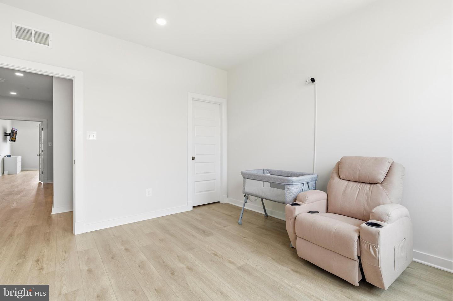 16007 Hyde Park Pl Property Photo 41