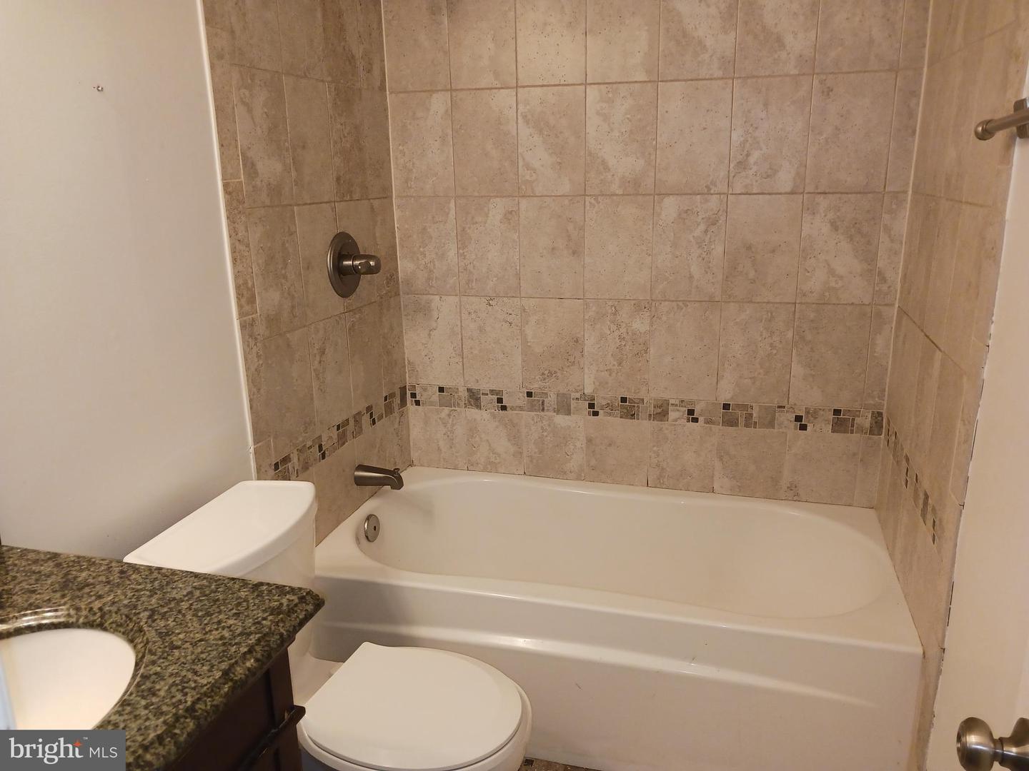 6101 Central Ave Property Photo 13