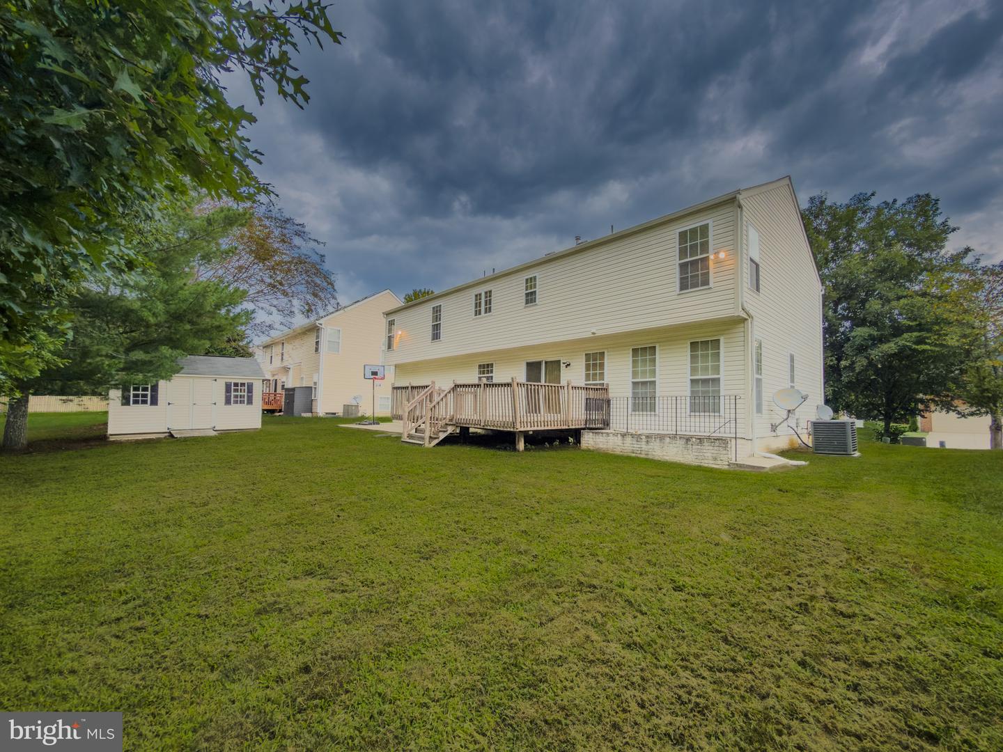 17811 Singh Ct Property Photo 6