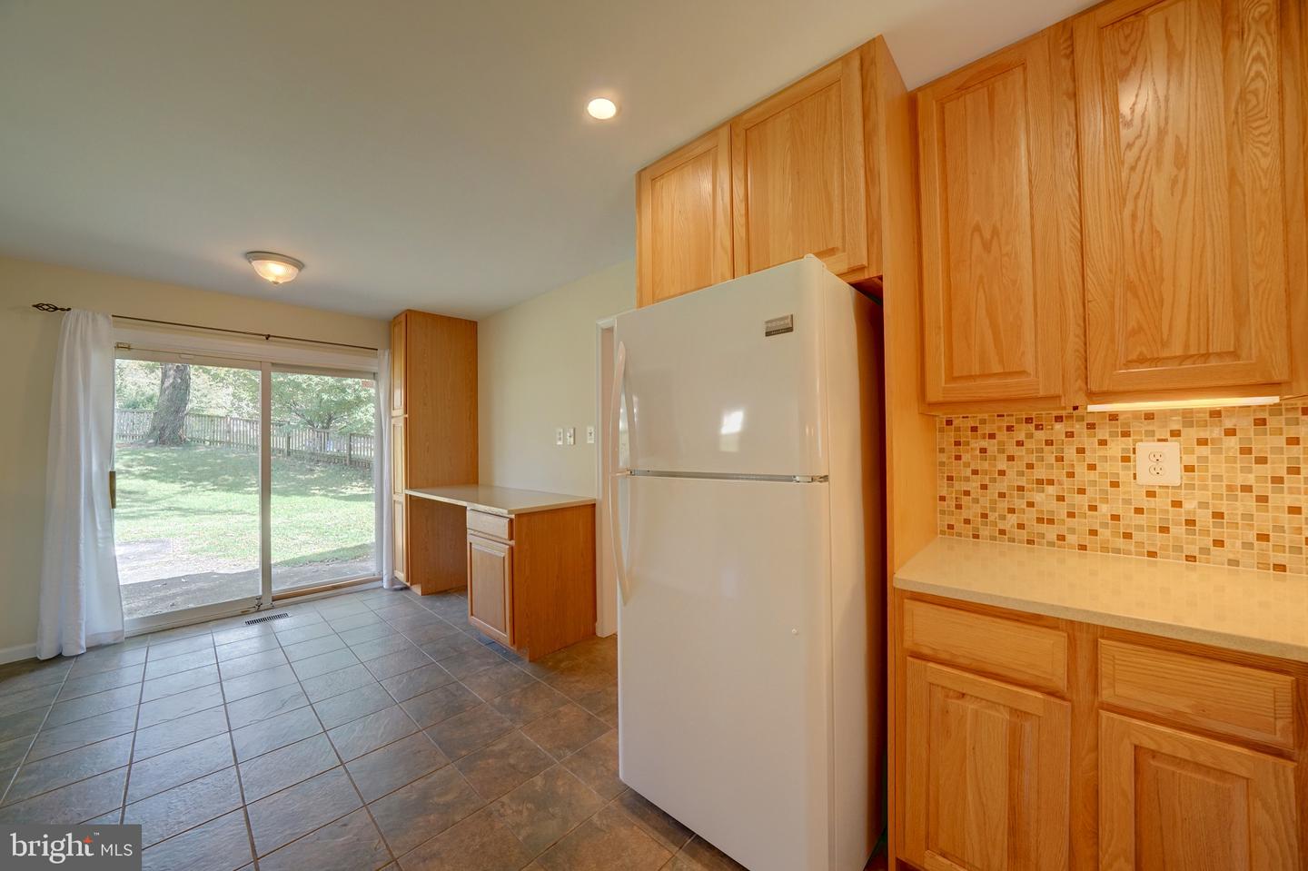 4819 Riverton Ln Property Photo 7