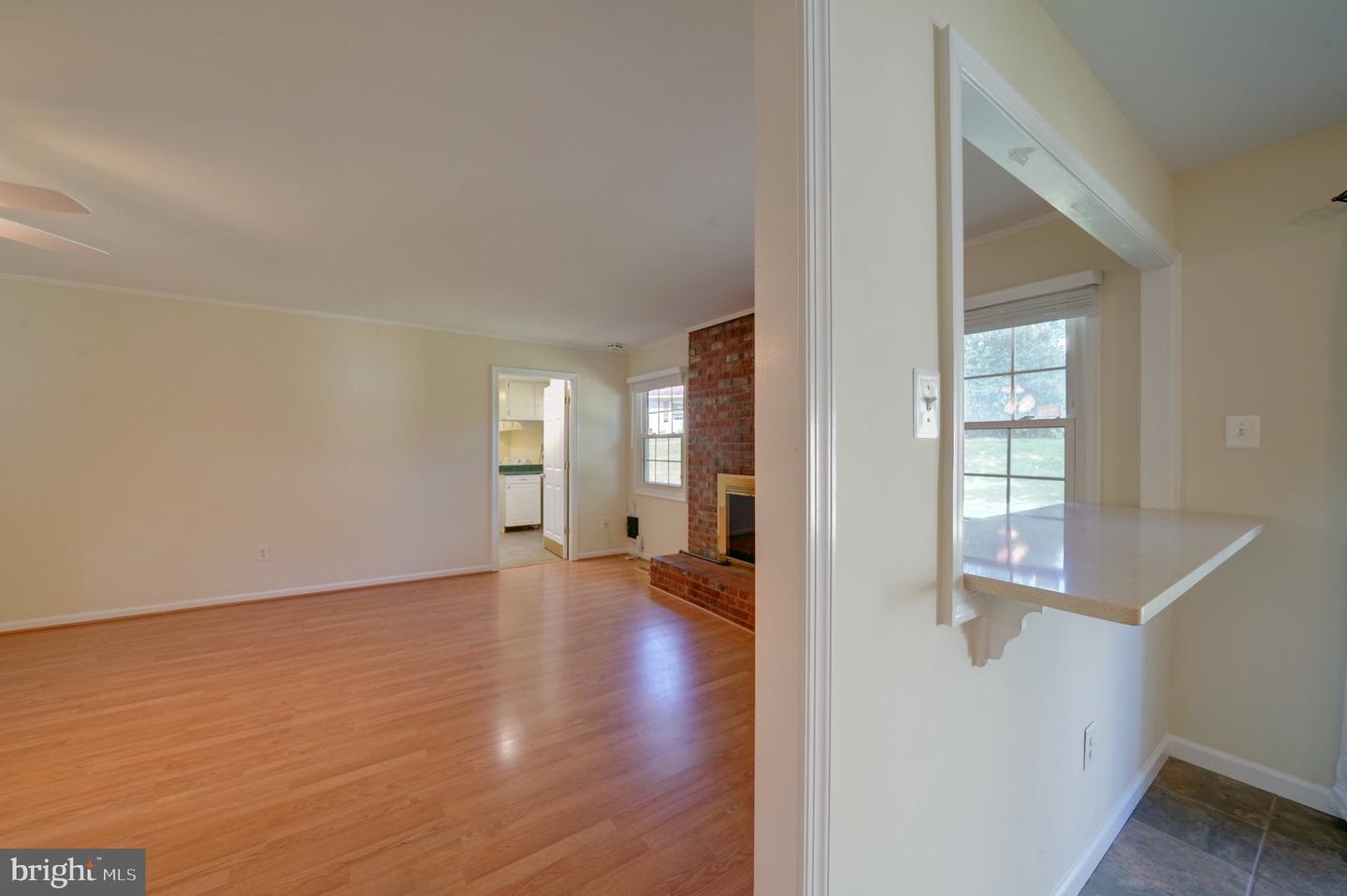4819 Riverton Ln Property Photo 12