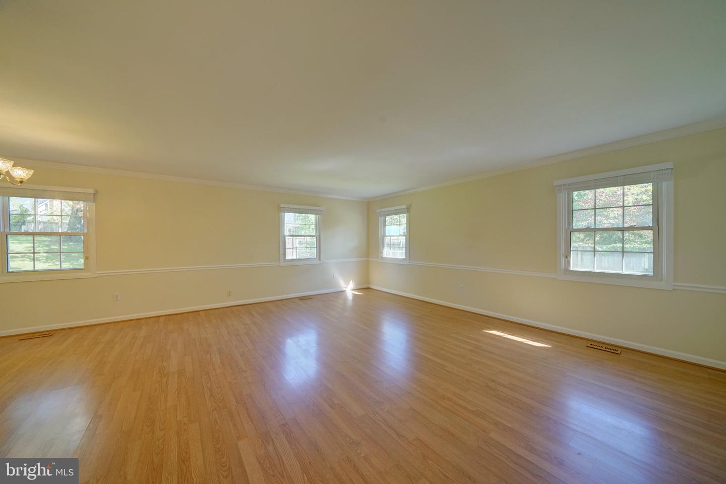 4819 Riverton Ln Property Photo 19
