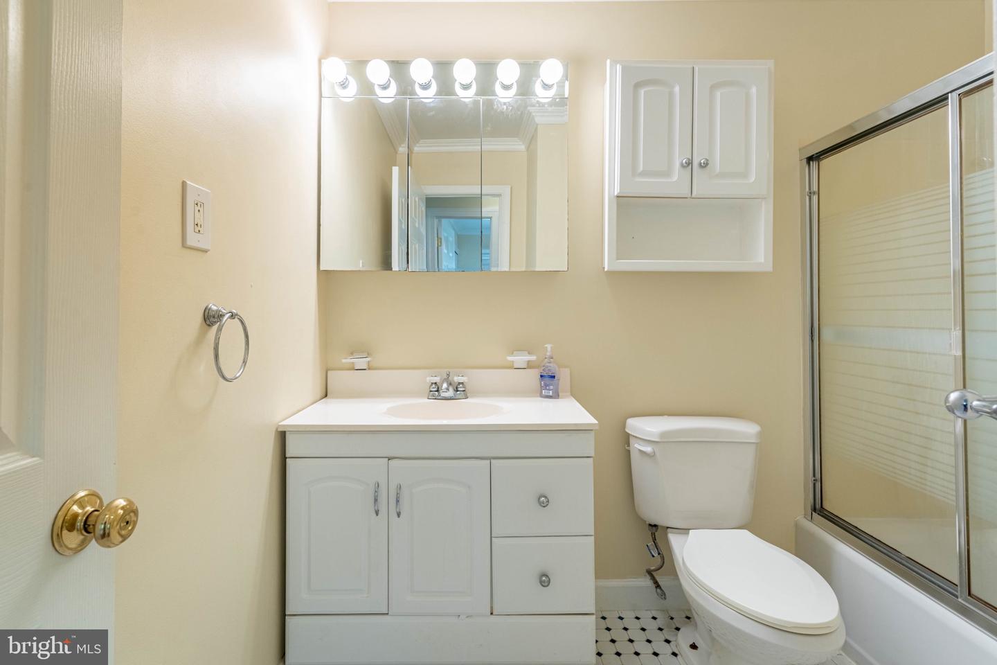 4819 Riverton Ln Property Photo 22