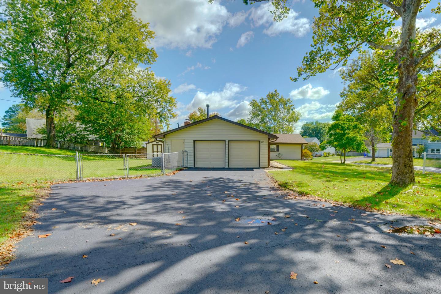 4819 Riverton Ln Property Photo 45
