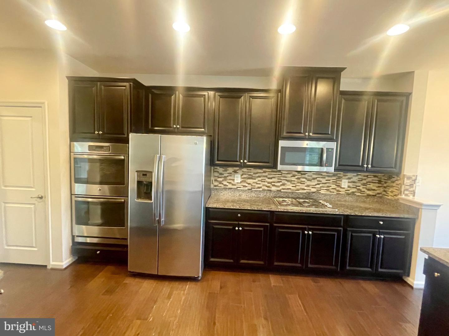 15601 Swanscombe Loop Property Photo 10