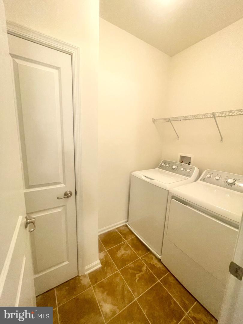 15601 Swanscombe Loop Property Photo 20