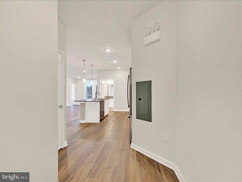 4003 Seaside Alder Rd #0302 - Holly Property Photo 3