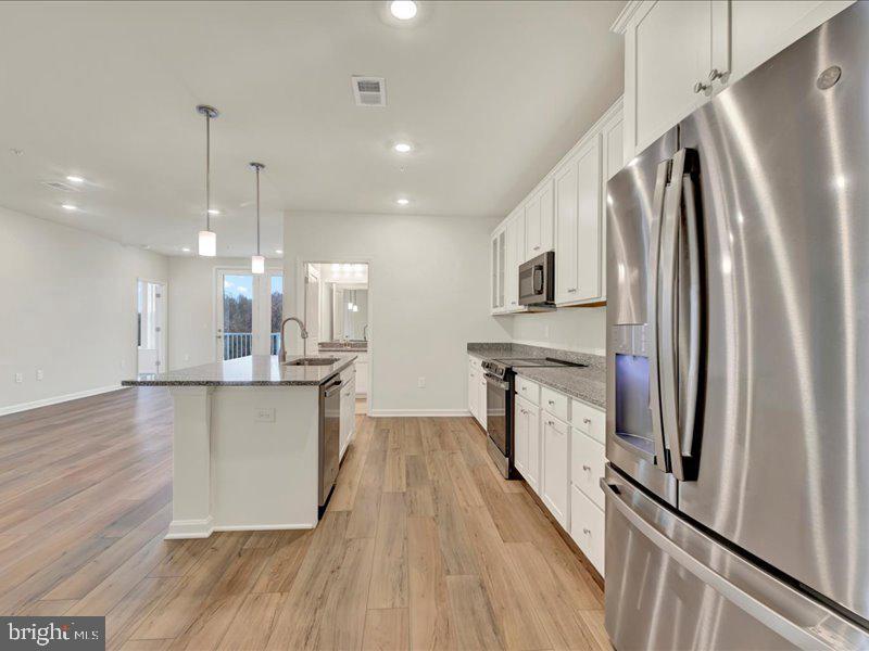 4003 Seaside Alder Rd #0302 - Holly Property Photo 5