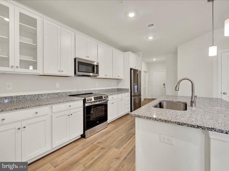 4003 Seaside Alder Rd #0302 - Holly Property Photo 7