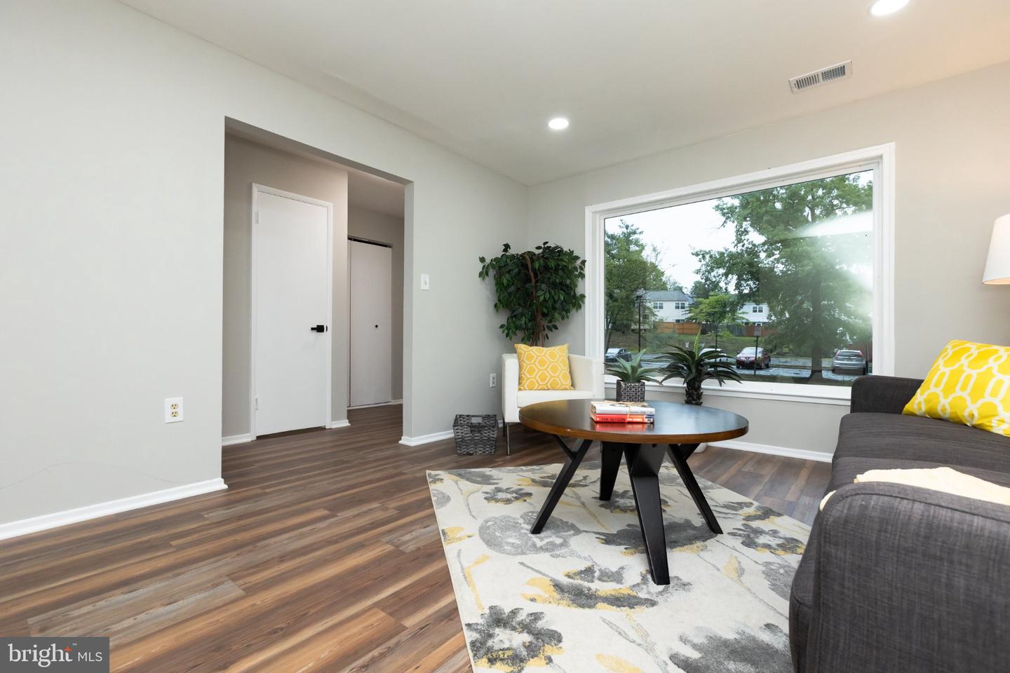 7619 Swan Ter Property Photo 19