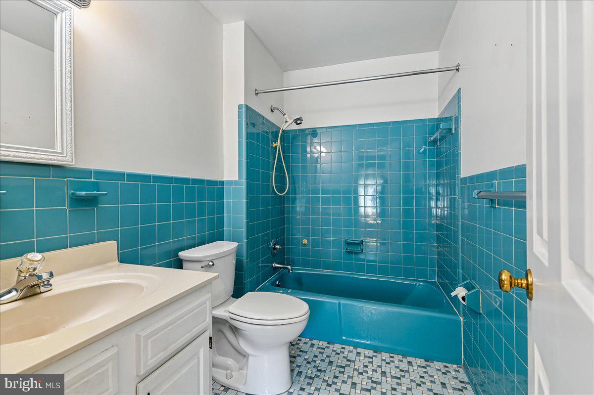 7010 Partridge Pl Property Photo 36