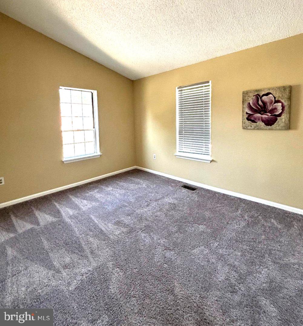 723 Saint Michaels Dr Property Photo 9