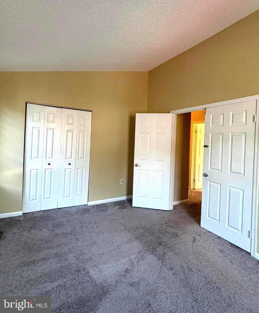 723 Saint Michaels Dr Property Photo 16