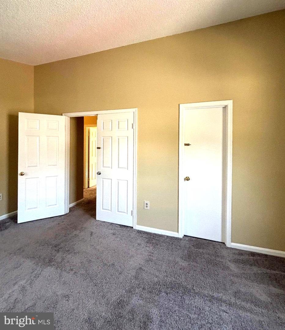 723 Saint Michaels Dr Property Photo 22
