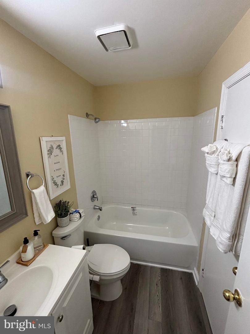 723 Saint Michaels Dr Property Photo 27