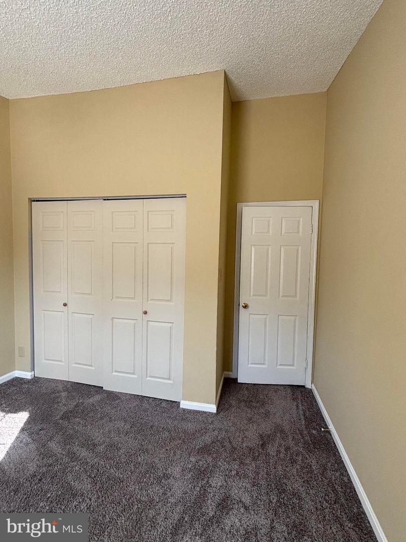723 Saint Michaels Dr Property Photo 31