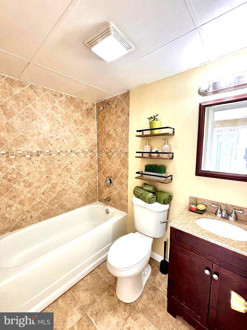 723 Saint Michaels Dr Property Photo 36