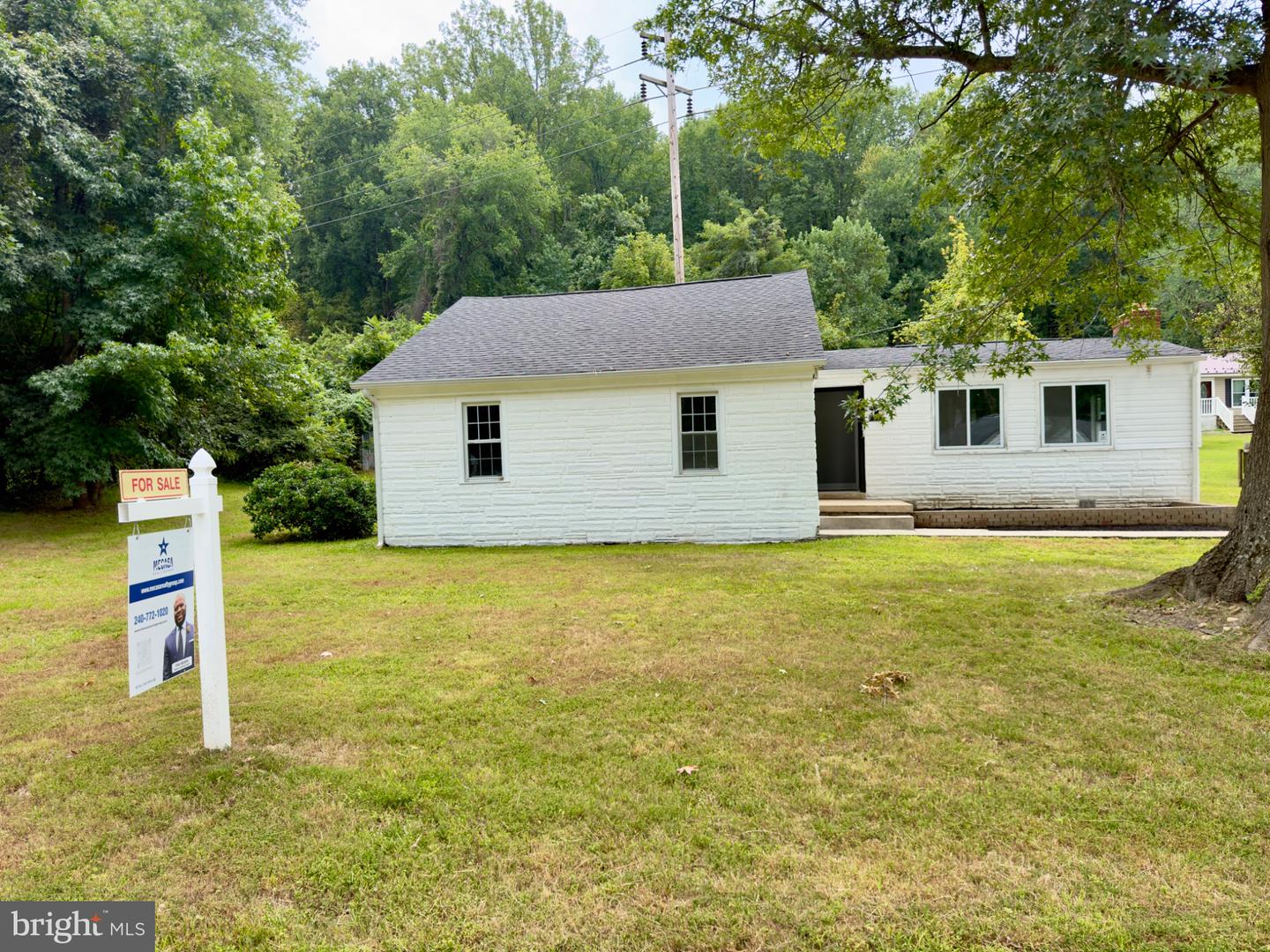 1509 Airport Ln Property Photo 1