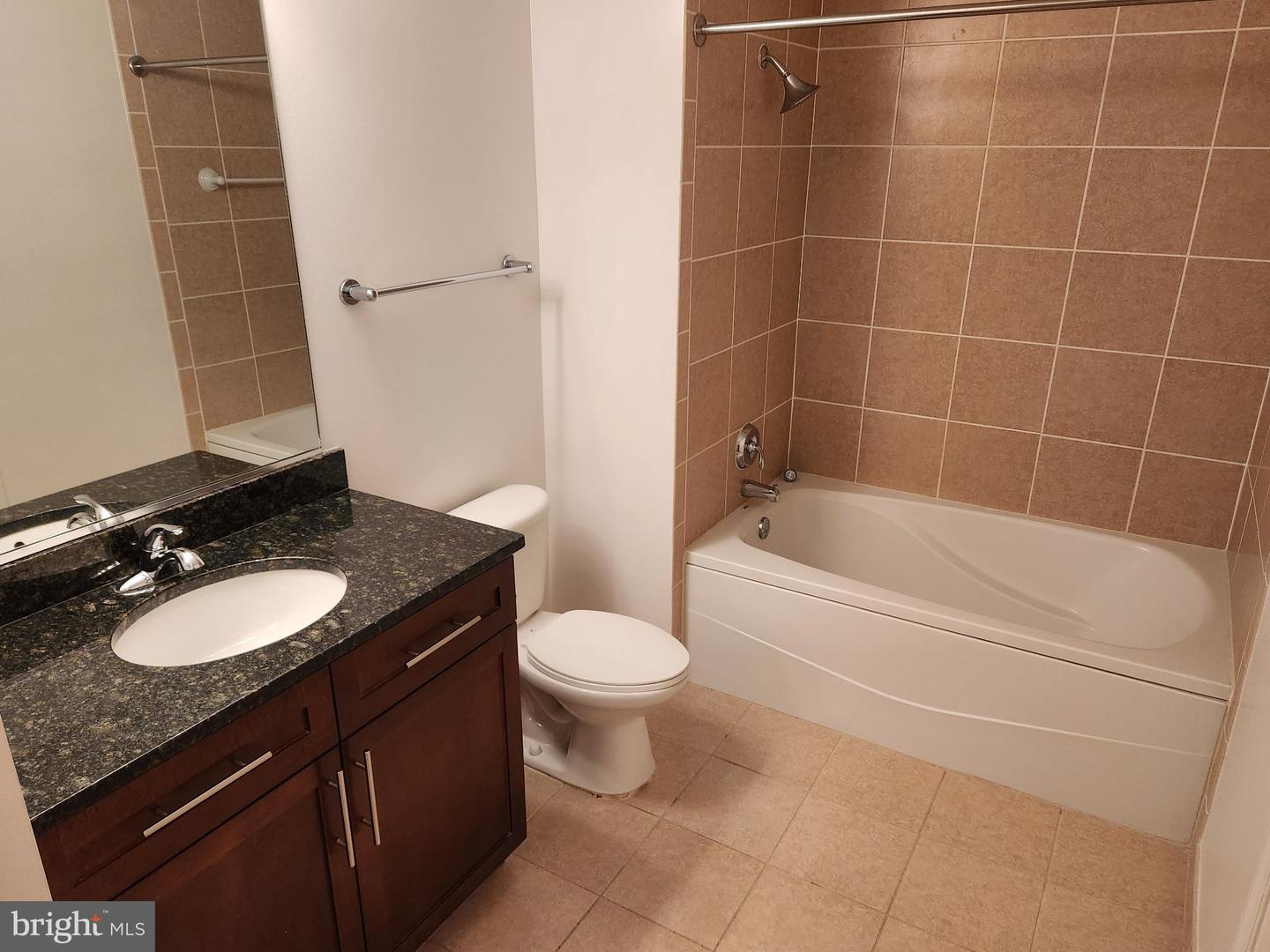 155 Potomac Psge #202 Property Photo 27