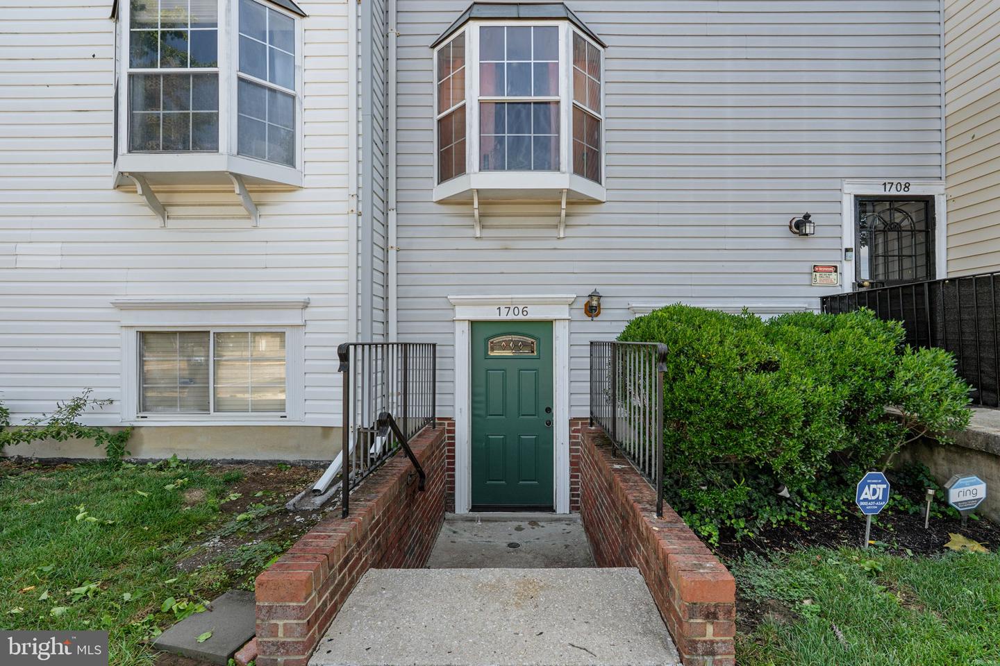 1706 Brooksquare Dr #6 Property Photo 1