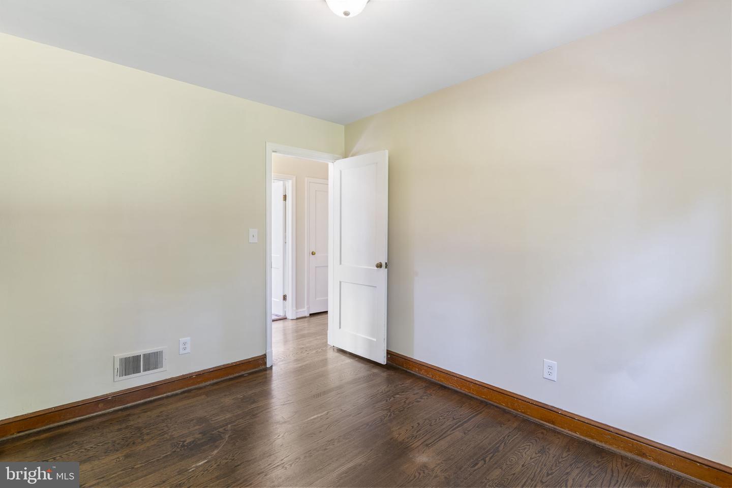 6004 Chris Mar Ave Property Photo 11