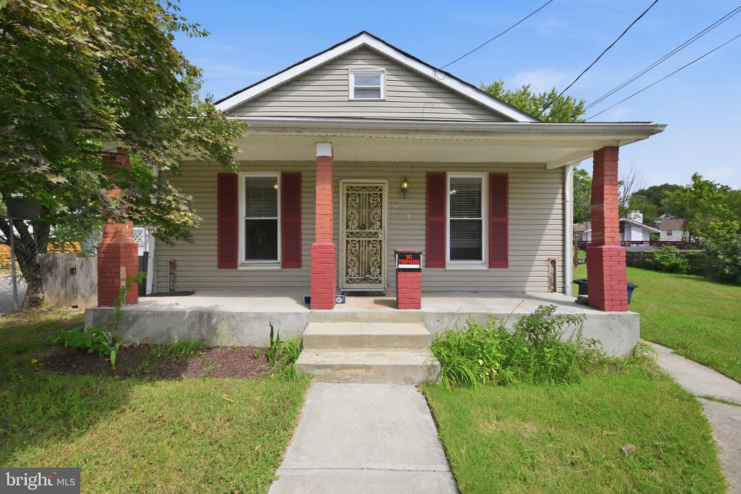 809 Eastern Ave Property Photo 1