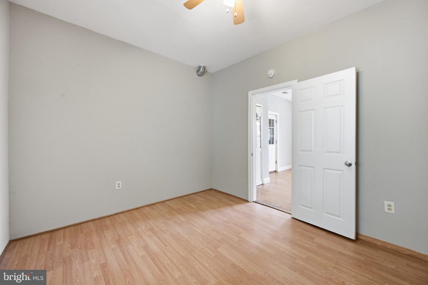 809 Eastern Ave Property Photo 12