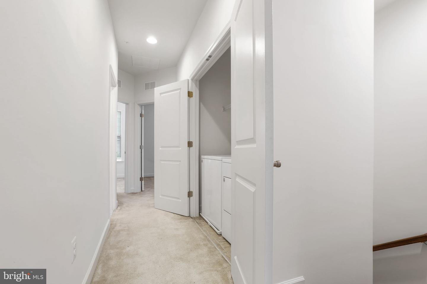 9811 Wood Glen Ter Property Photo 22