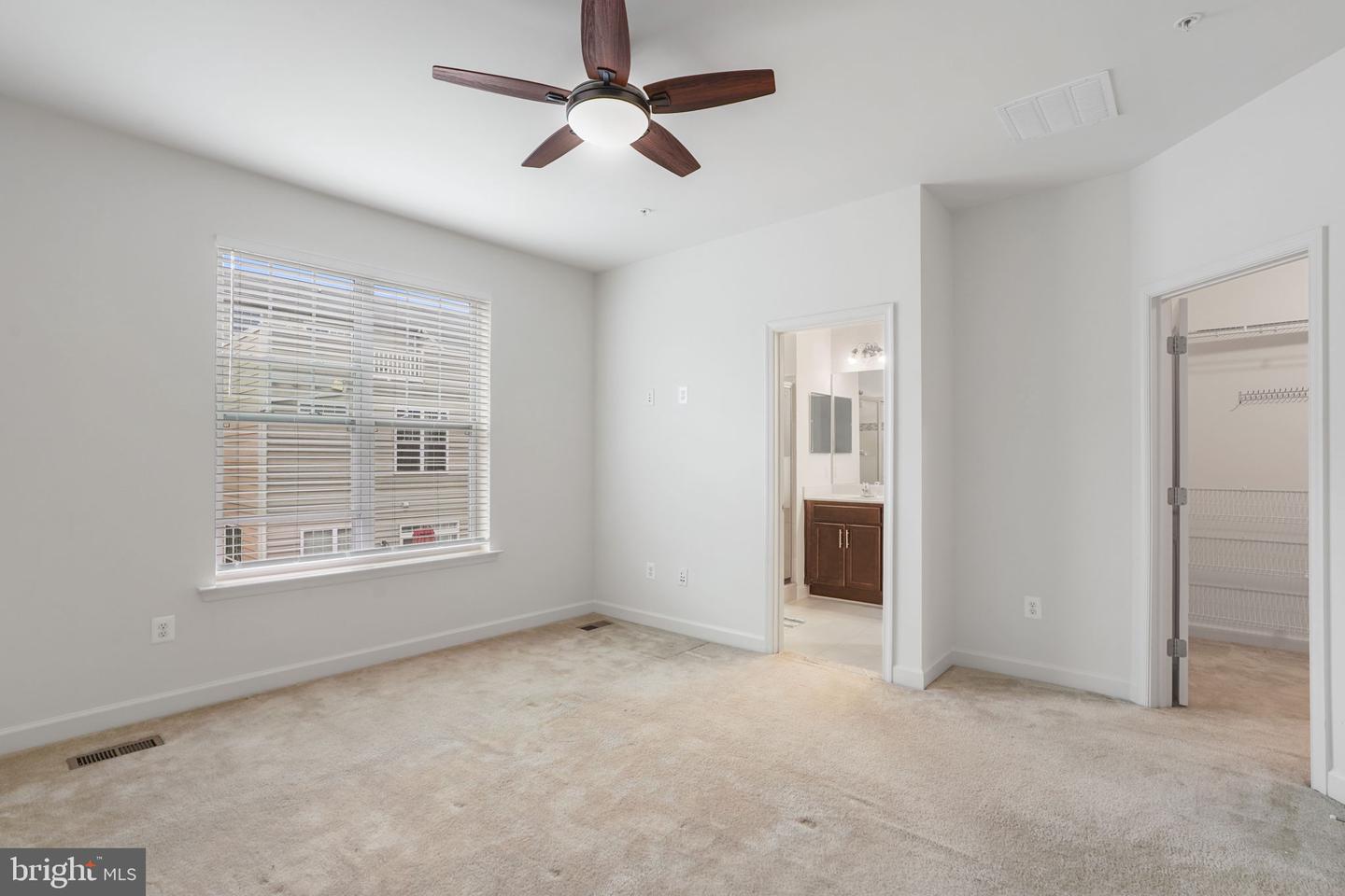 9811 Wood Glen Ter Property Photo 26