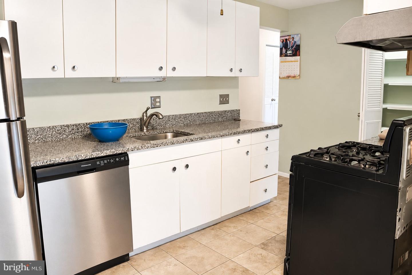 3331 Huntley Square Dr #a Property Photo 4